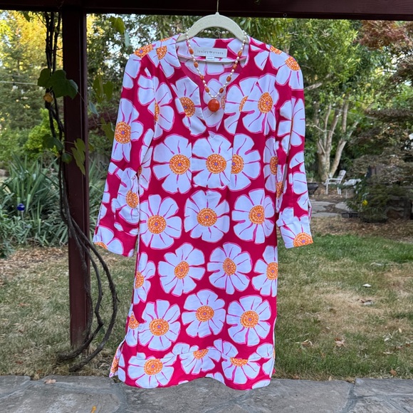 💐LESLEY EVERS; Beautiful & Colorful Floral 3/4 Sleeve Stretchy Dress. Size Sm! - Picture 2 of 15